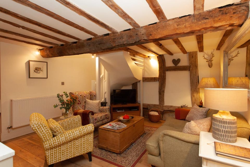 Popfosters Barn House in Wychavon District