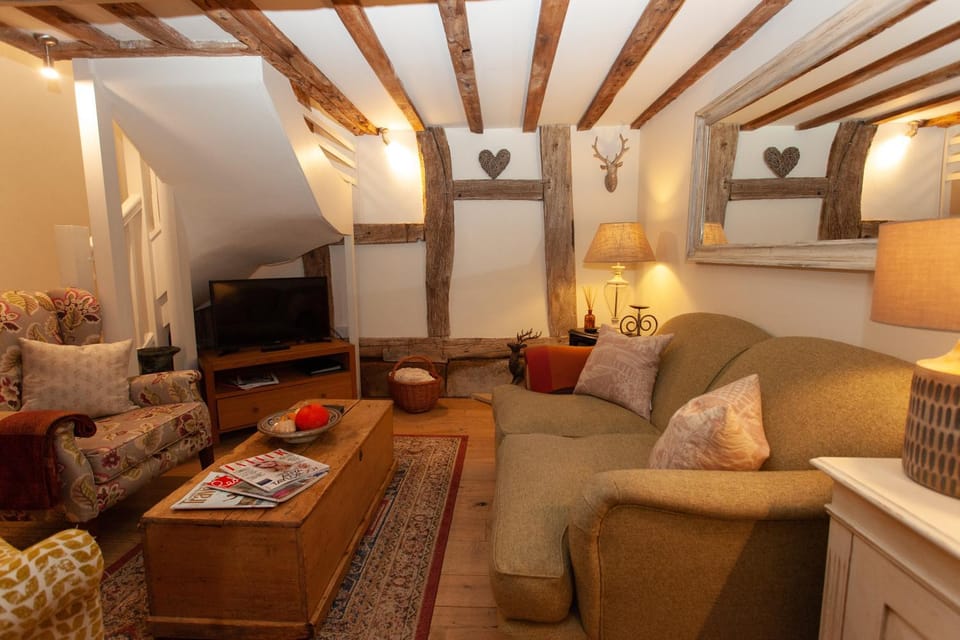Popfosters Barn House in Wychavon District
