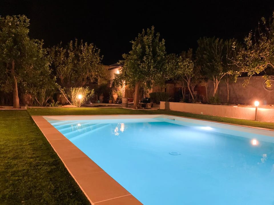 Balcony/Terrace, Swimming pool