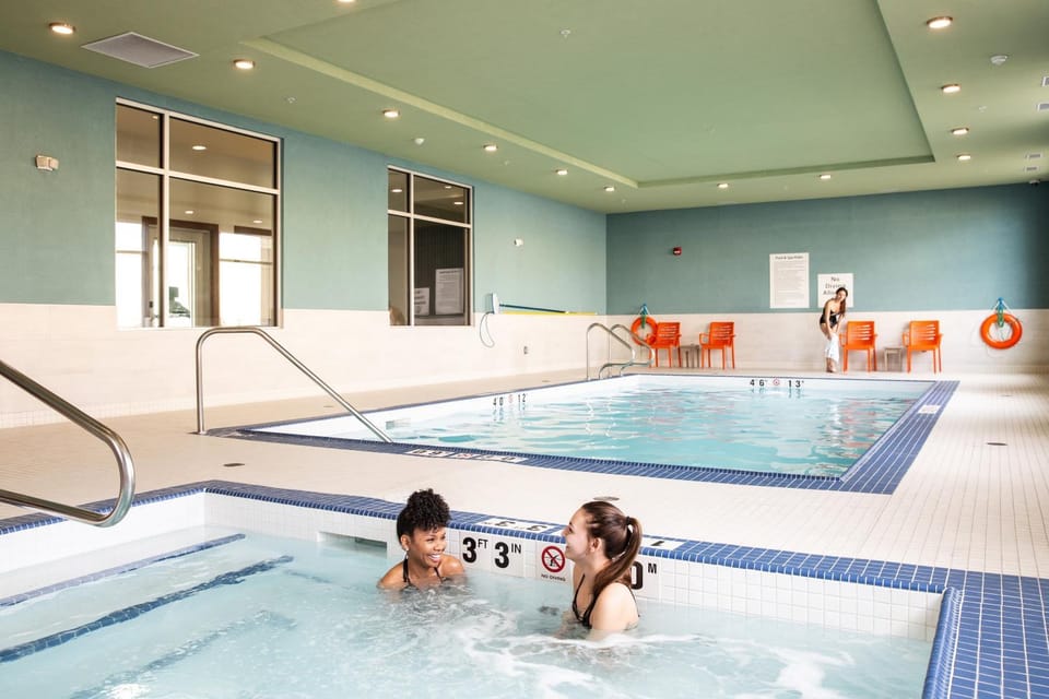 Swimming pool, Swimming pool
