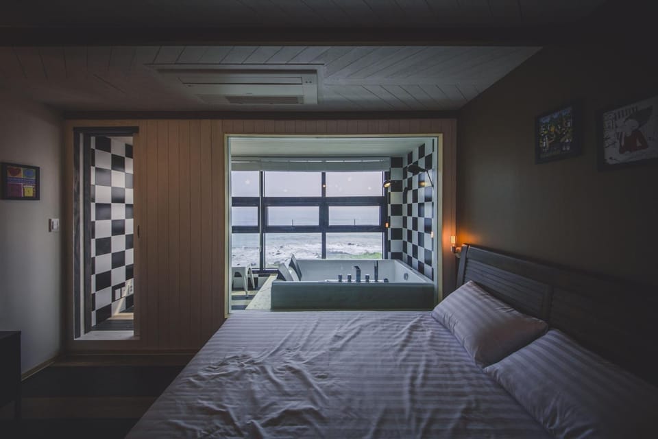 La Beaute Jeju Pension House in South Korea