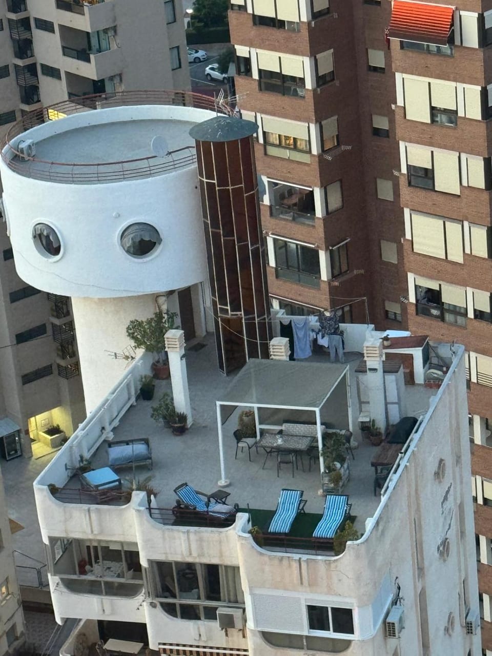 Property building, Balcony/Terrace