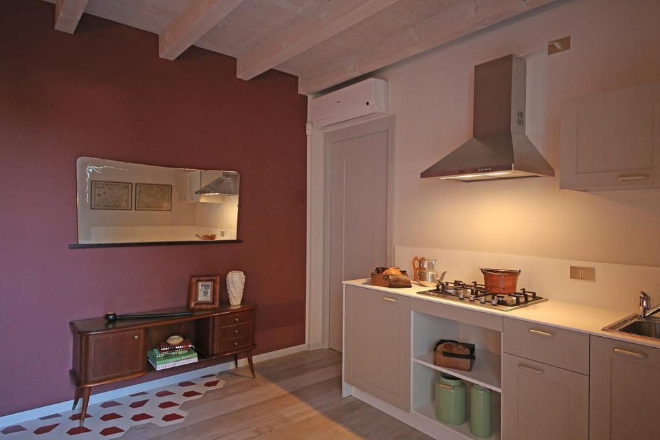 Kitchen or kitchenette