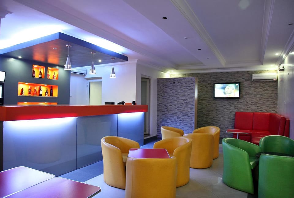Communal lounge/ TV room, Lounge or bar