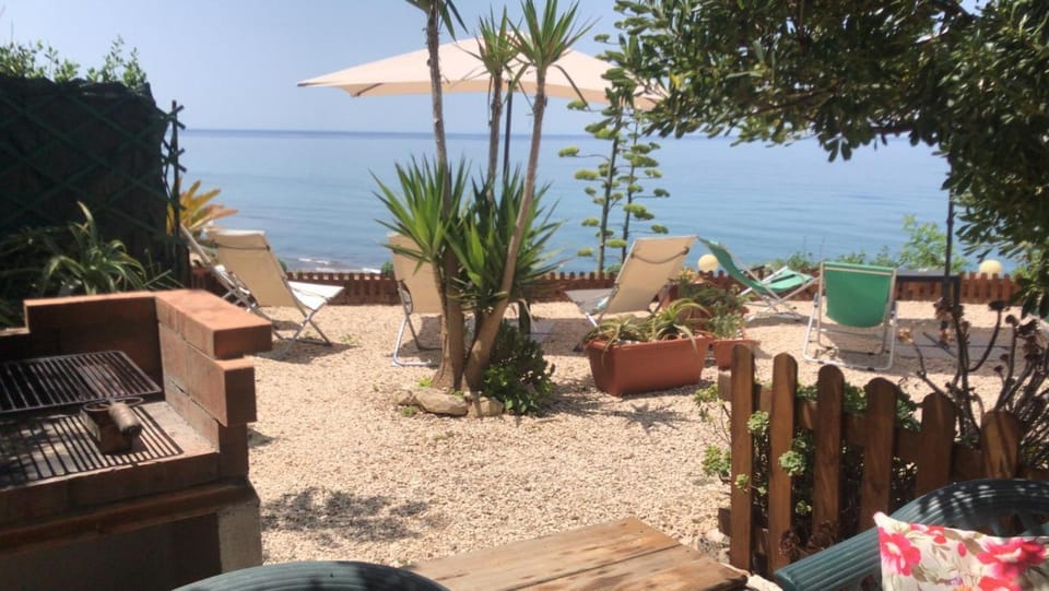 BBQ facilities, Garden, Sea view