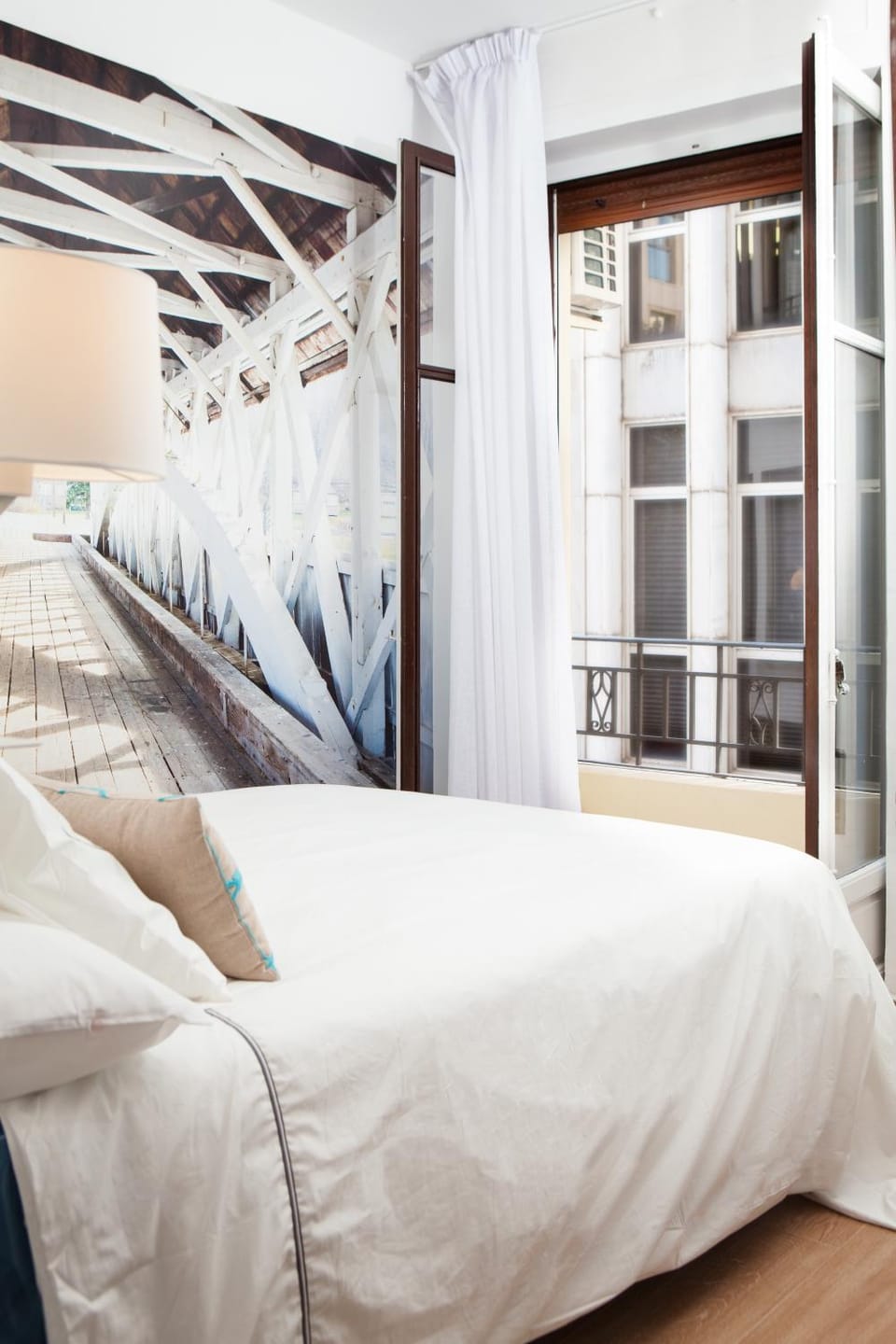Property building, Balcony/Terrace, Bedroom