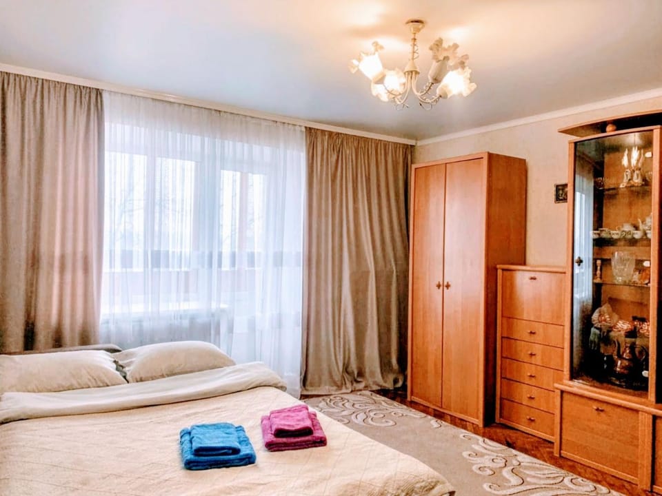 Bed, Photo of the whole room, Bedroom, towels, wardrobe