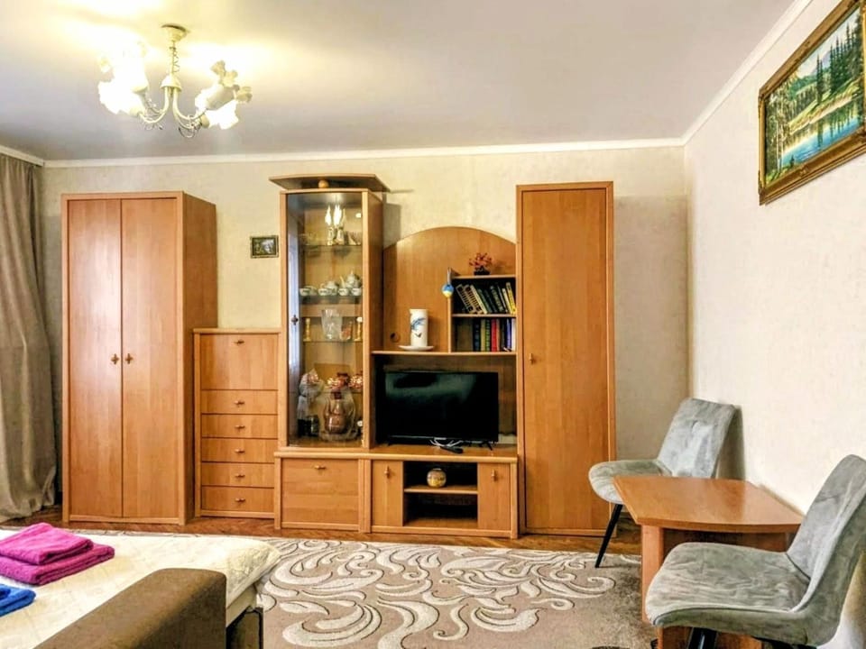 TV and multimedia, Seating area, wardrobe