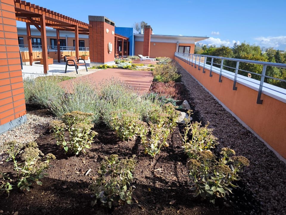 Property building, Balcony/Terrace