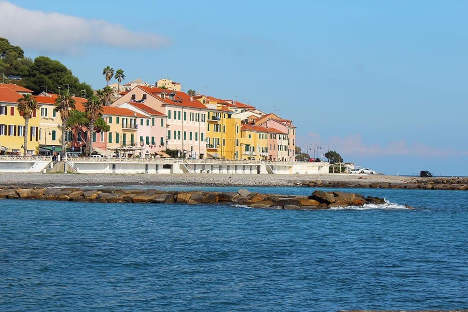Oneglia Coast Apt Apartment in Imperia