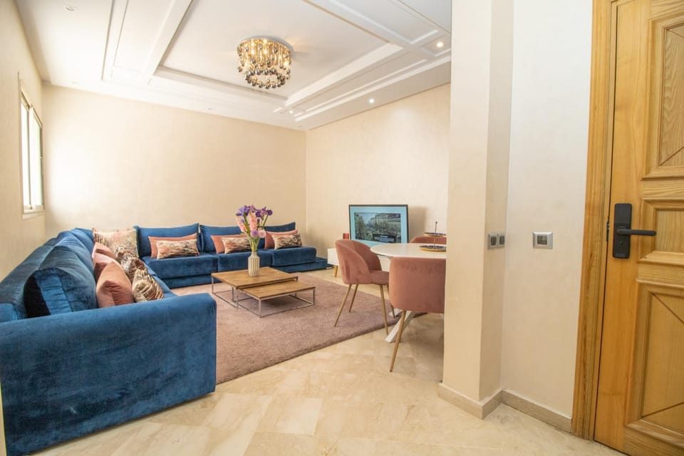 Luxe & sérénité près de l Aireport Mohamed 5, votre Havre de Paix Apartment in Casablanca-Settat