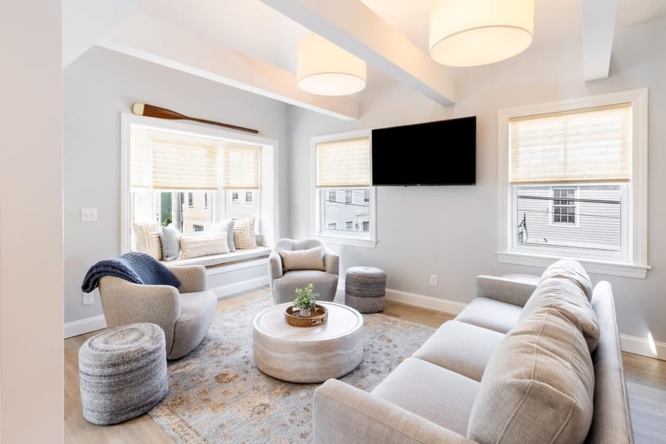 The Newport Lofts - 410 Thames Street Apartment in Newport