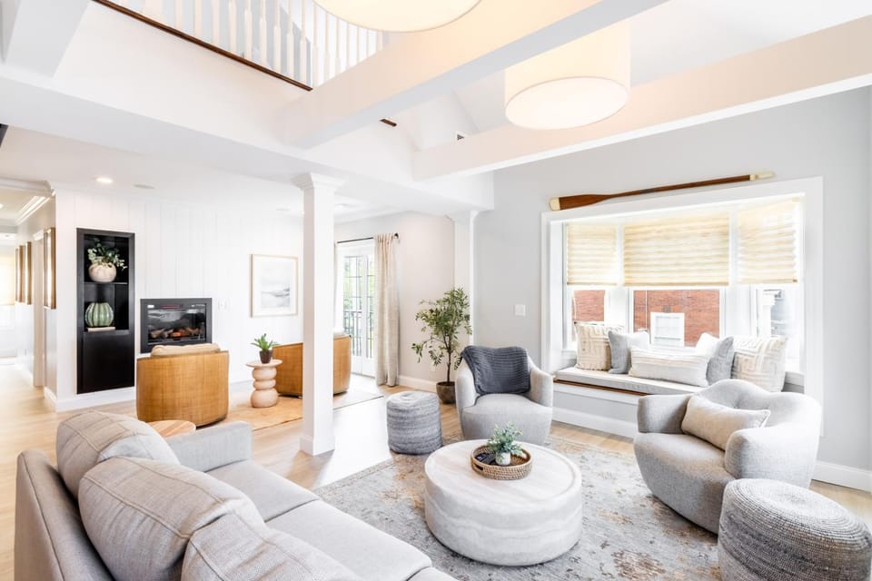 The Newport Lofts - 410 Thames Street Apartment in Newport