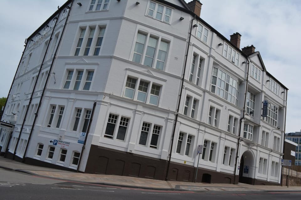 Property building, Facade/entrance, Street view