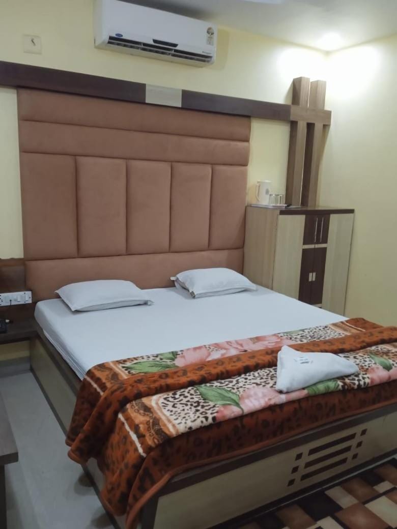 Hotel Srikrishna International Hotel in West Bengal
