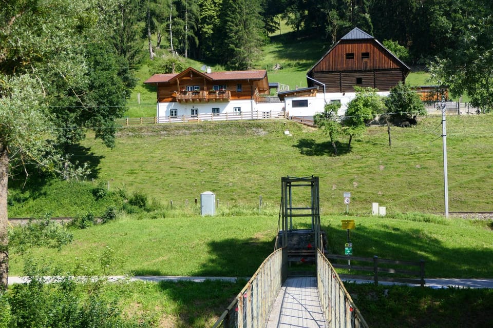 Property building, Natural landscape, Location