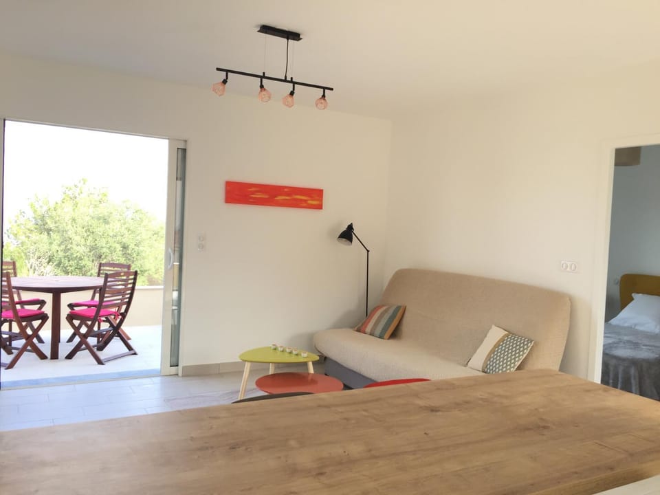 Patio, Kitchen or kitchenette, Living room, Dining area, Bedroom, Sea view