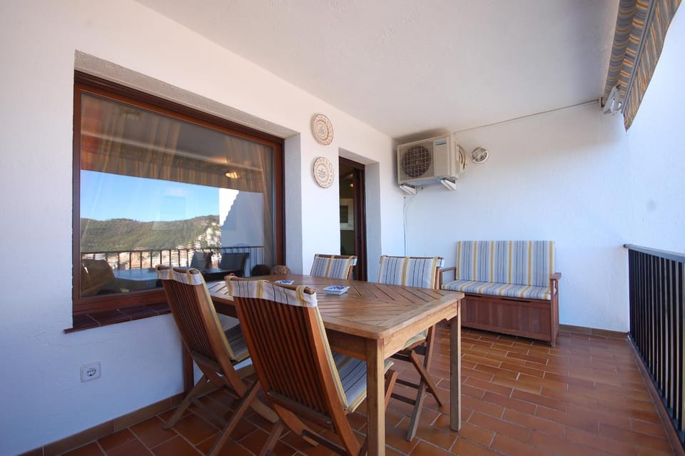 Balcony/Terrace, Decorative detail