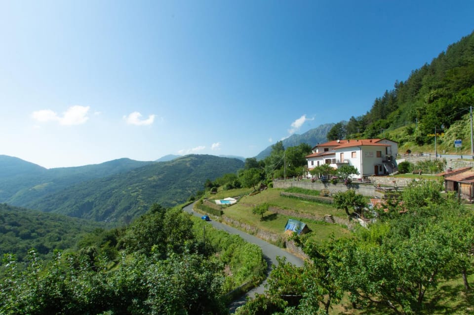 B&B La Bredia Bed and Breakfast in Province of Massa and Carrara