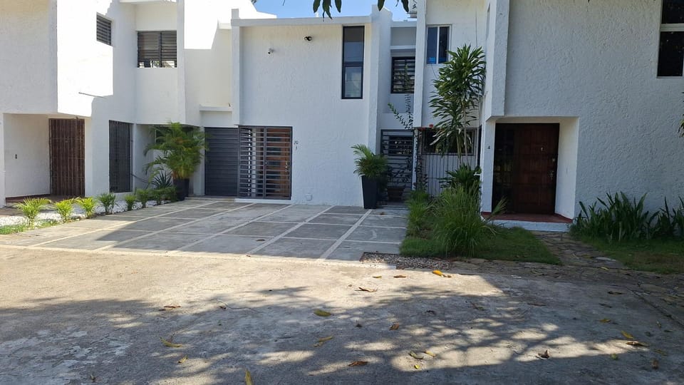 White House Mansion House in Puerto Plata