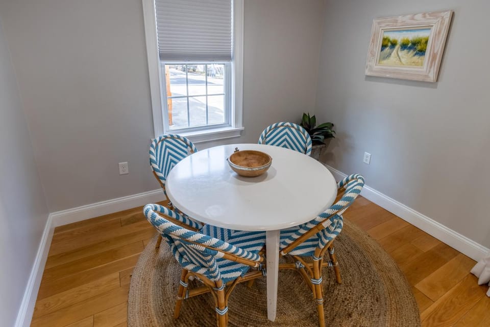 The Newport Lofts - 617 Thames Street Apartment in Newport
