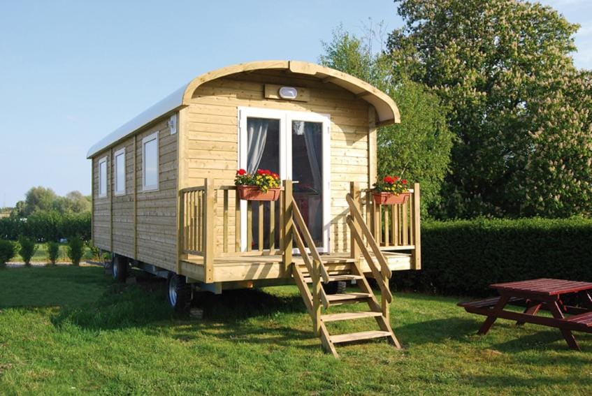 Shower, Toilet, Bed, Children play ground, Garden, Garden, Bathroom, TV and multimedia, Coffee/tea facilities, View (from property/room), Balcony/Terrace, Balcony/Terrace, Kitchen or kitchenette, Dining area, Animals, Animals, Bedroom, Garden view, bunk bed