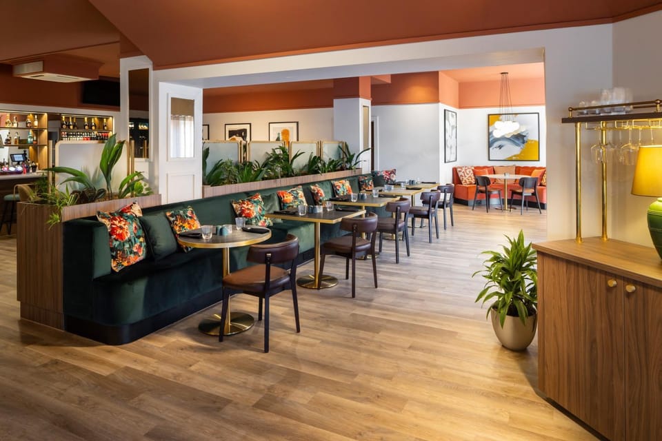 Restaurant/places to eat