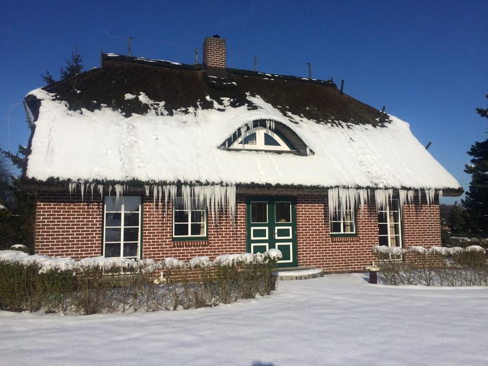 Property building, Day, Winter, Hiking