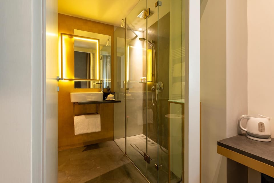 Shower, Bathroom