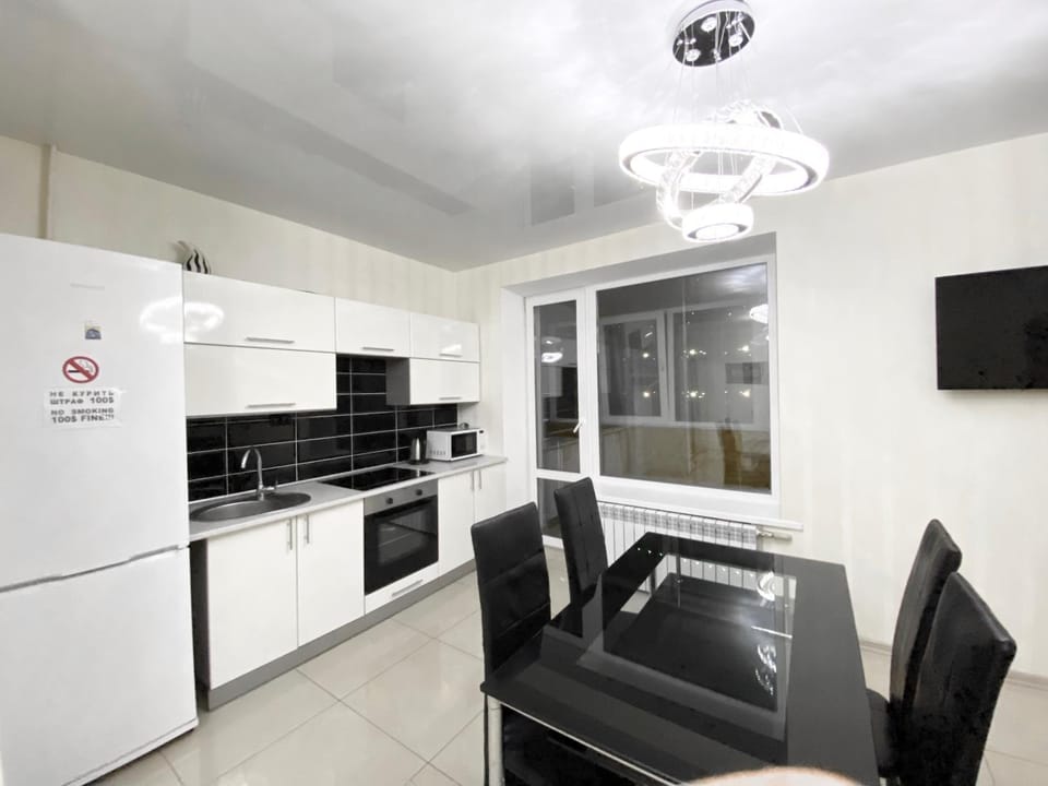 Most City Area De-Lux Apartment Apartment in Dnipro