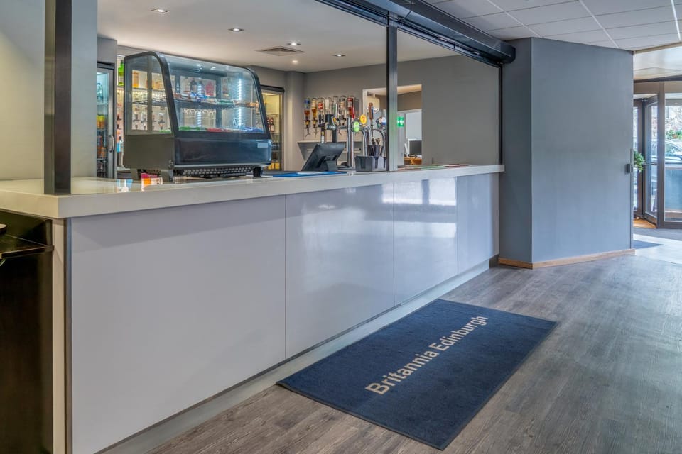 Lounge or bar, Area and facilities