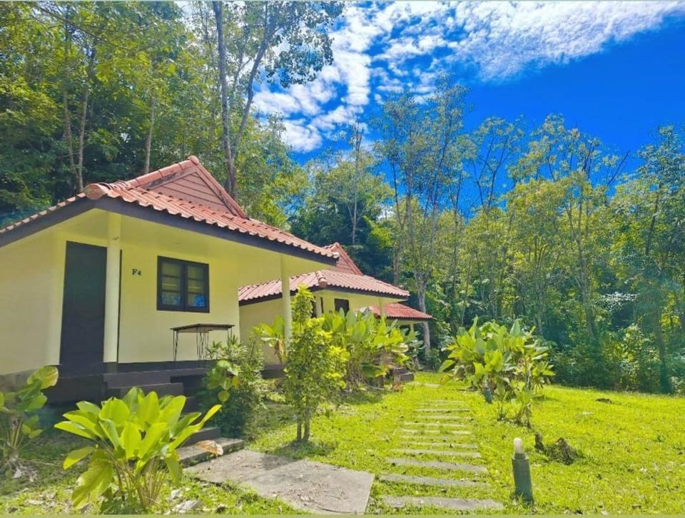 Koh Mook Rubber Tree Bungalows Resort in Thailand
