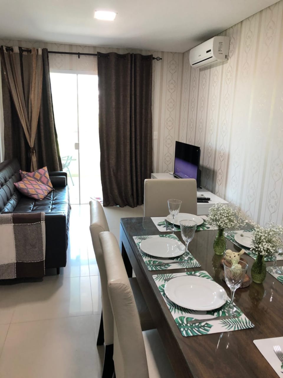 Living room, Dining area