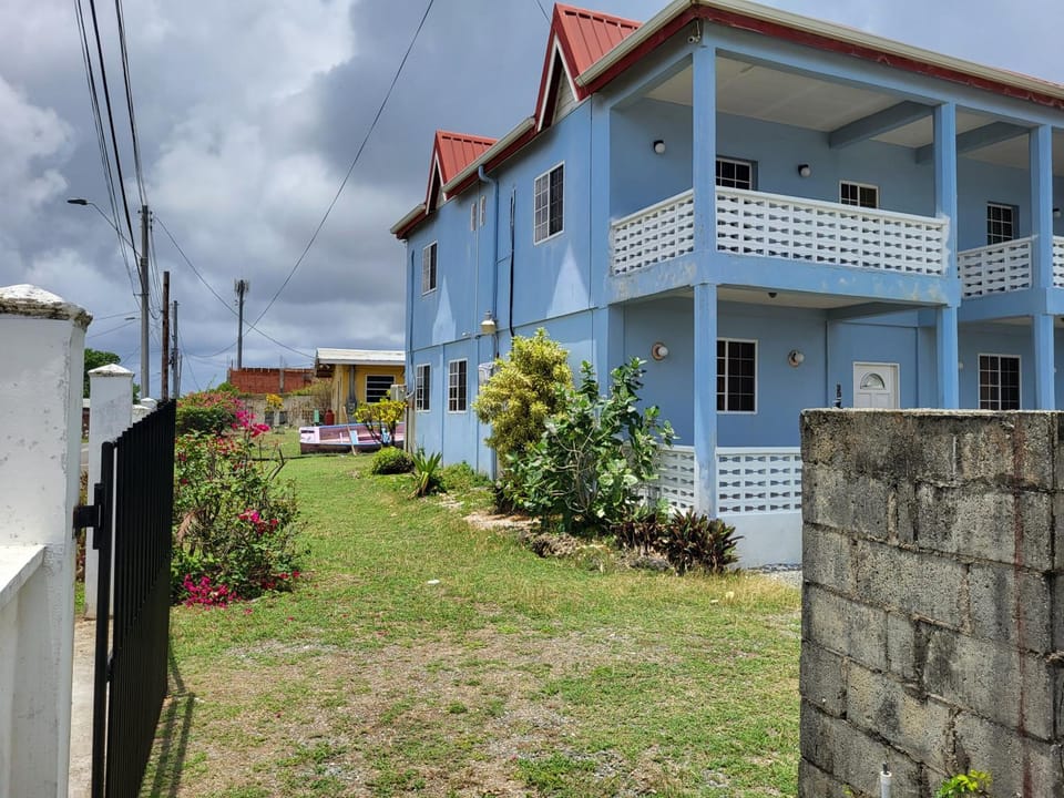Property building, Garden, Garden view
