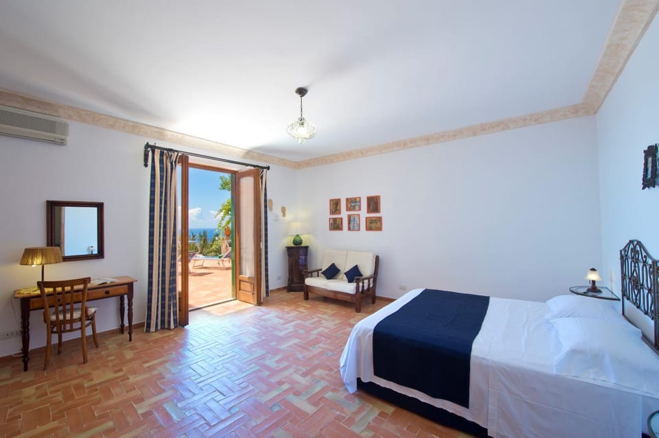 Balcony/Terrace, Bedroom, Sea view