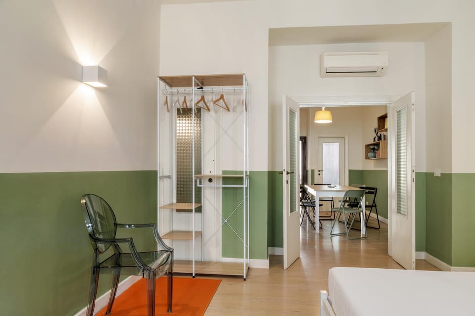 Dining area, Bedroom
