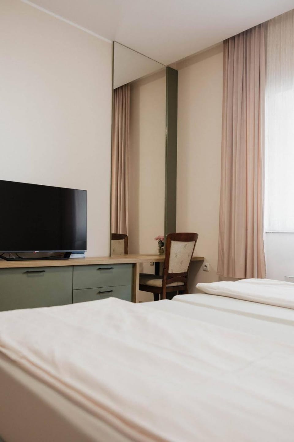TV and multimedia, View (from property/room), Bedroom