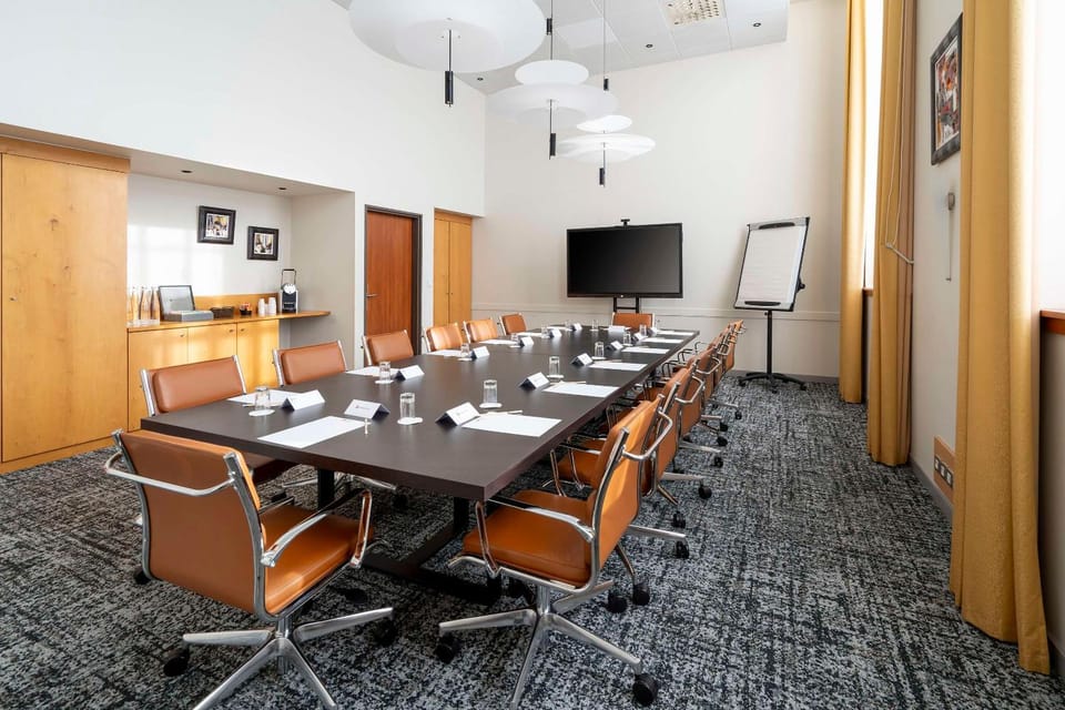 Meeting/conference room