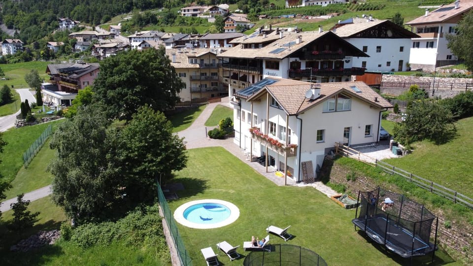 Facade/entrance, Bird's eye view, Garden view, Mountain view, Pool view