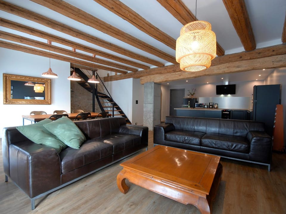 Kitchen or kitchenette, Living room, Dining area