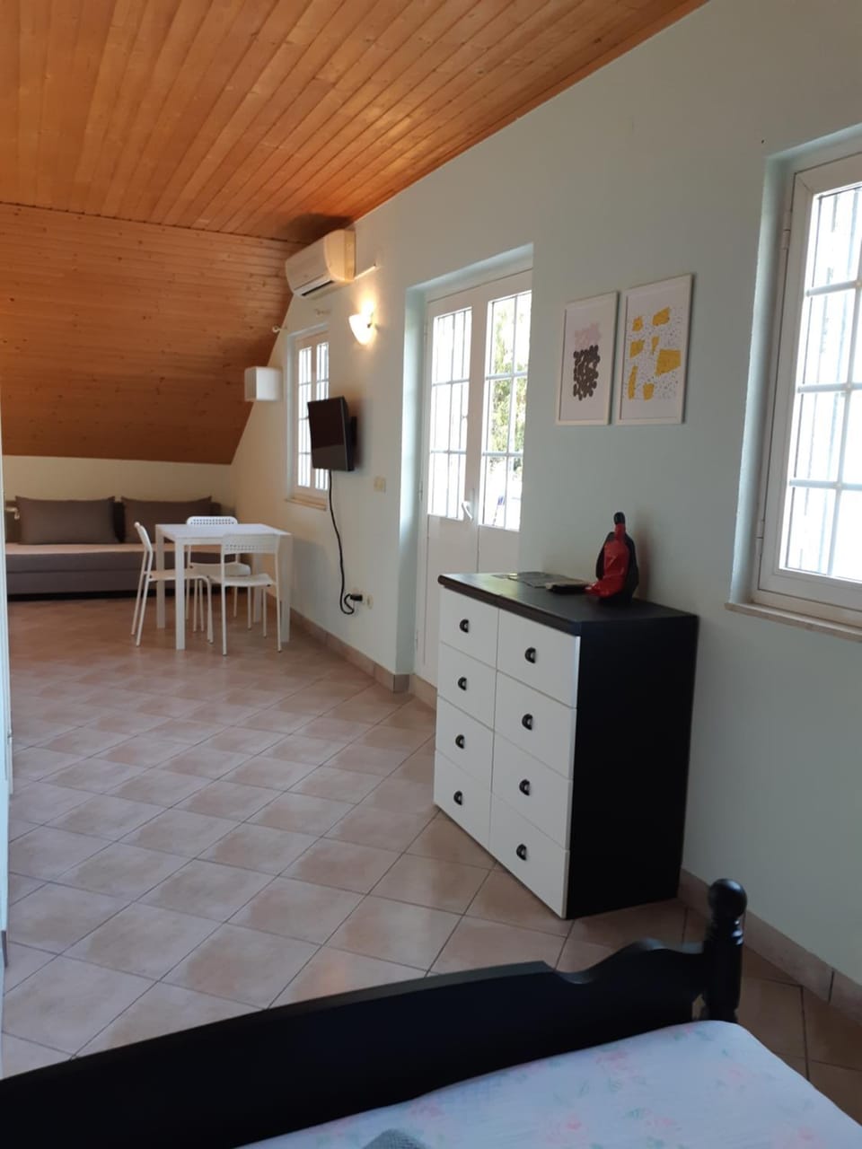 Living room, Bedroom