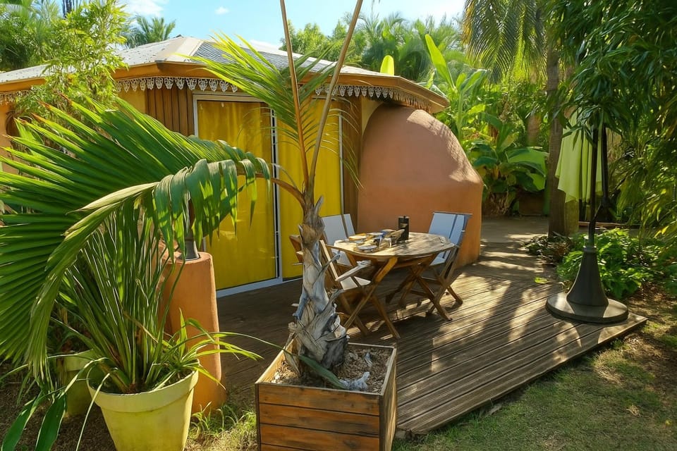 Property building, Patio, Garden, Garden view