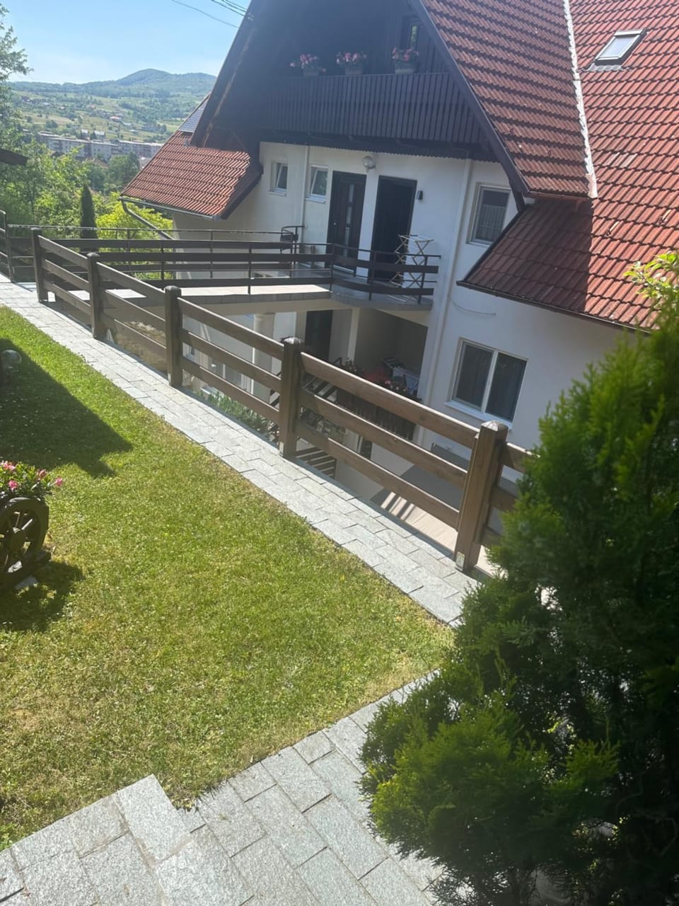 Property building, Facade/entrance