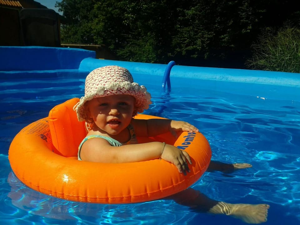 Swimming pool, Swimming pool