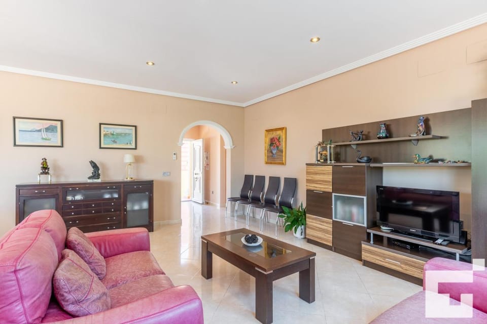 TV and multimedia, Dining area