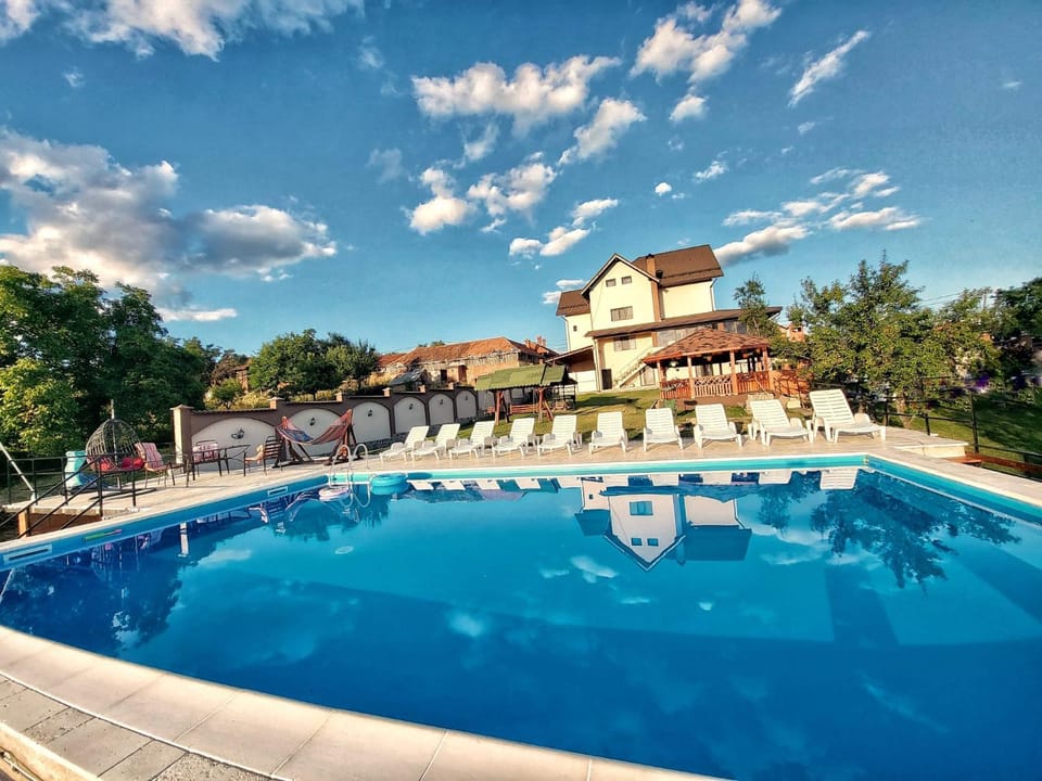 Property building, Swimming pool