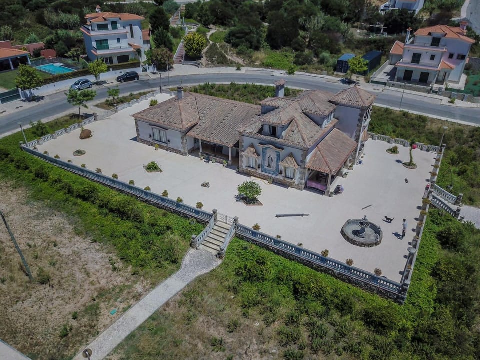 Property building, Bird's eye view