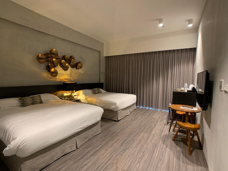 Photo of the whole room