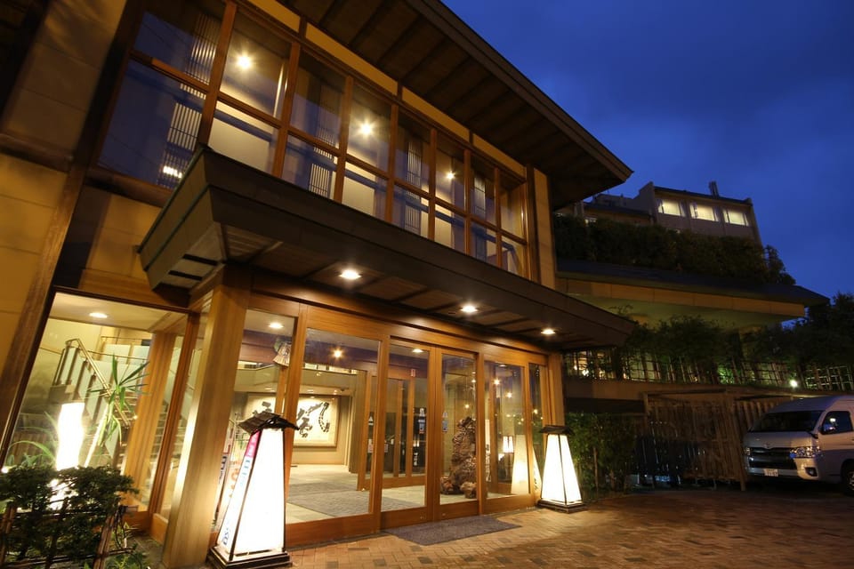 Property building, Facade/entrance, Night
