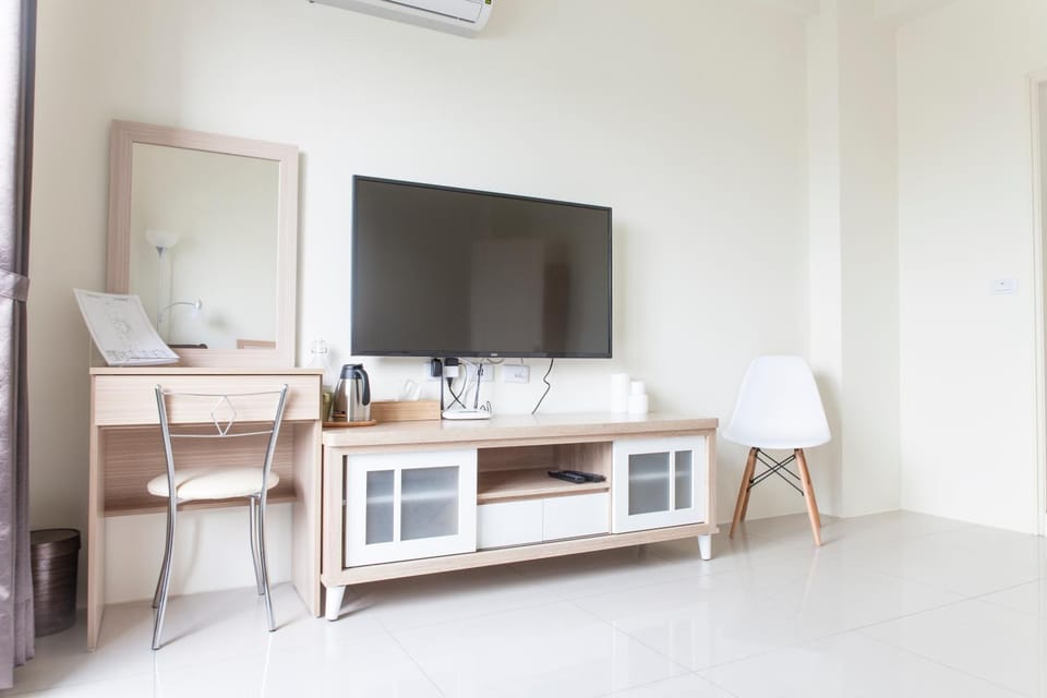 TV and multimedia, Bedroom